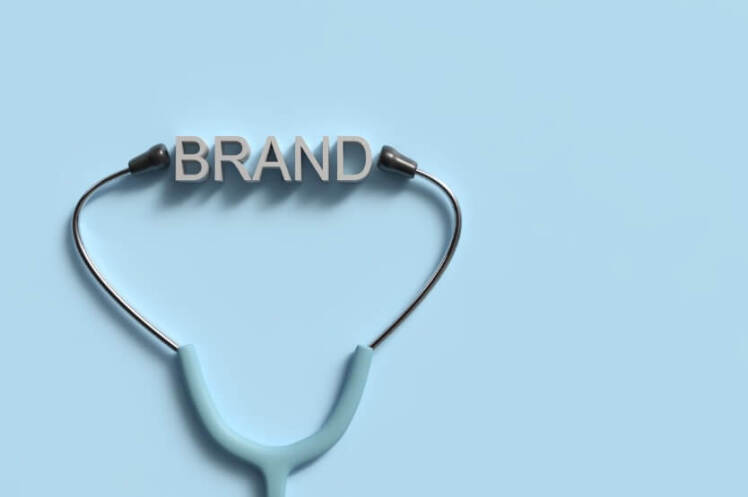 چرا برخی کلینیکها یکشبه روی موج دیدهشدن میافتند؟ راز الگوریتمی که پزشکان موفق میشناسند